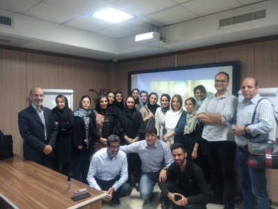 98/6/25نخستین جلسه دوره آموزشی ارائه موثر در اتاق بازرگانی تهران